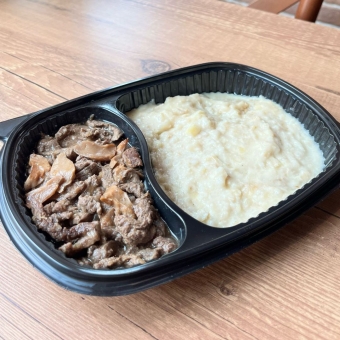 Tiras de mignon e risoto de palmito