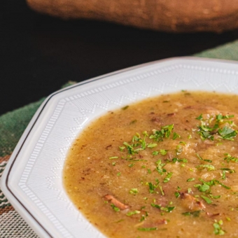 Creme de Mandioca com Carne - 400g